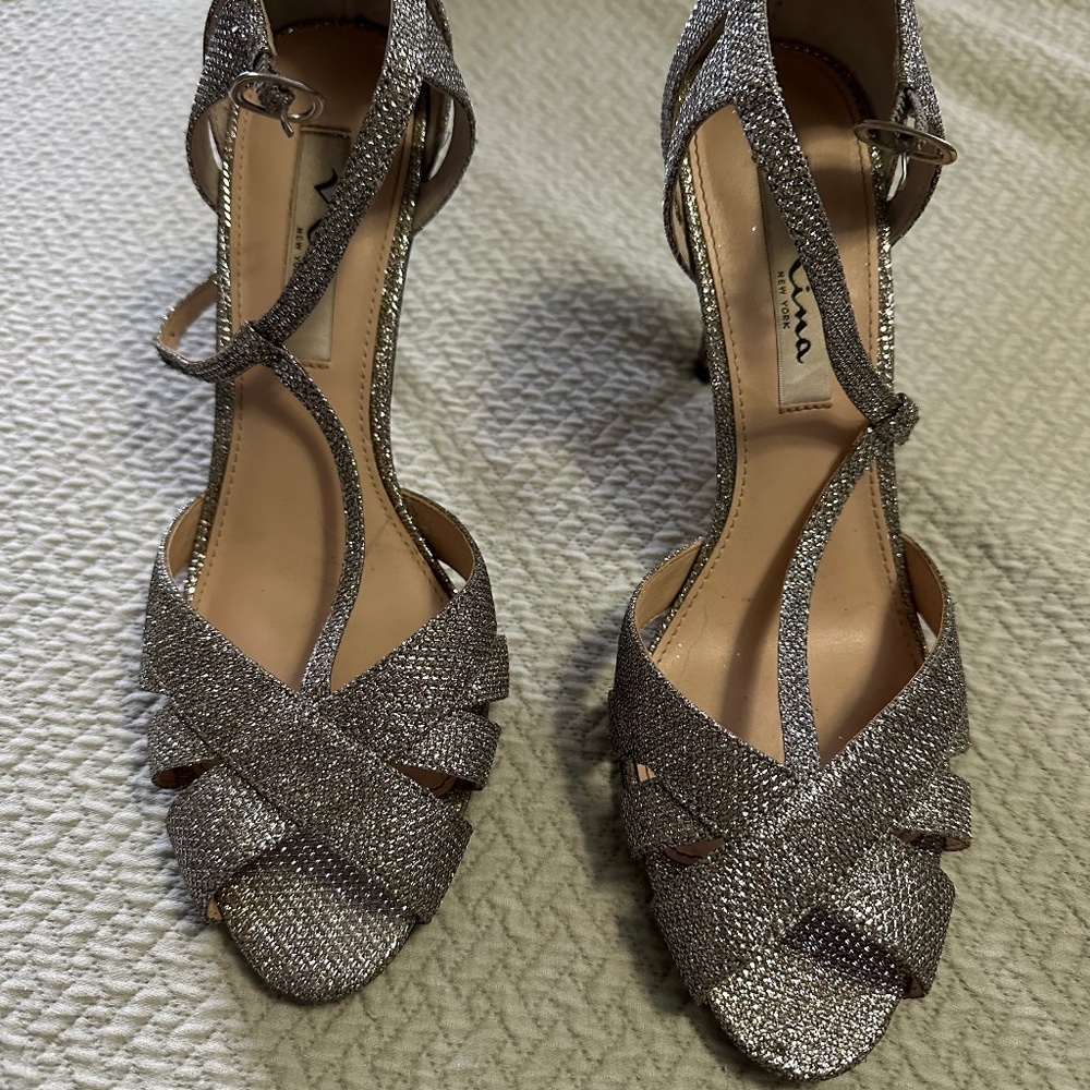 Vina New York Strap heals